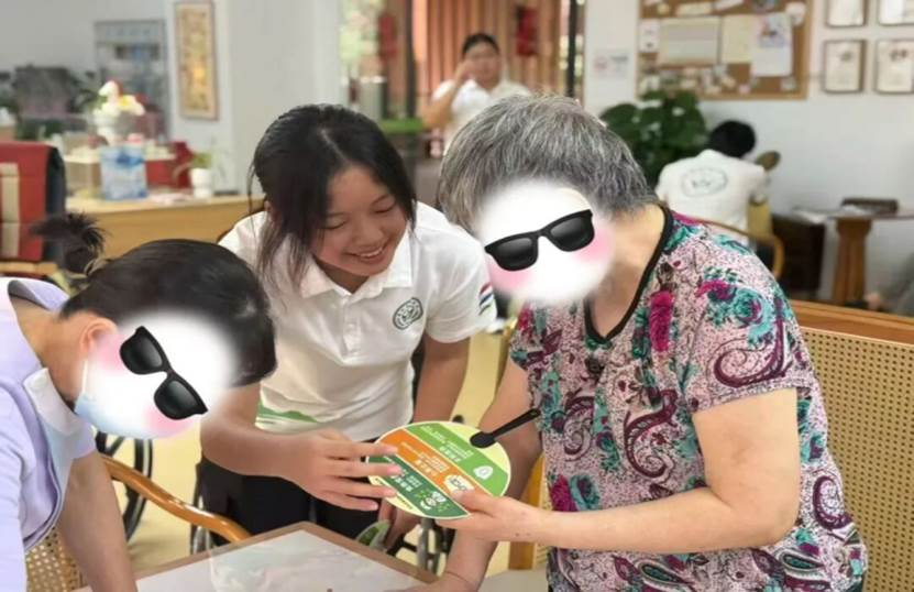 送团扇
